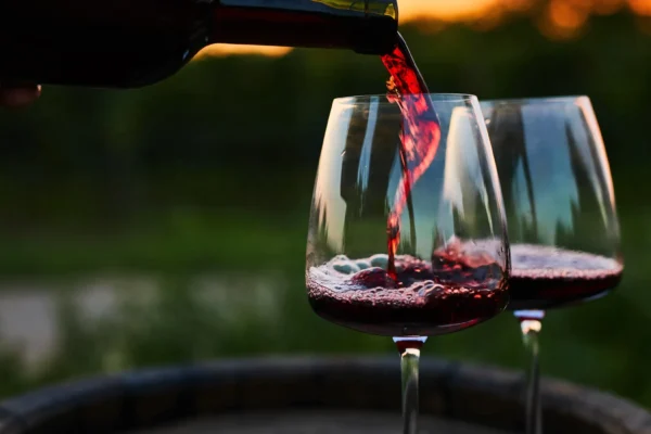 Bain spirituel avec le vin rouge, grand médium